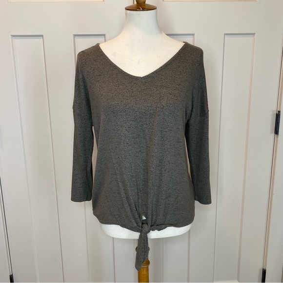 Green Envelope front tie green sweater size medium - Picture 1 of 6